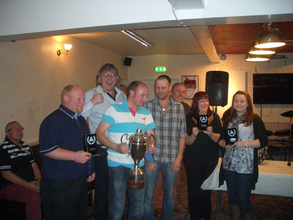 Kings Arms Kirkby Lonsdale Lune Valley Pool League Team  
Champions 2014 2015
</b><font face=